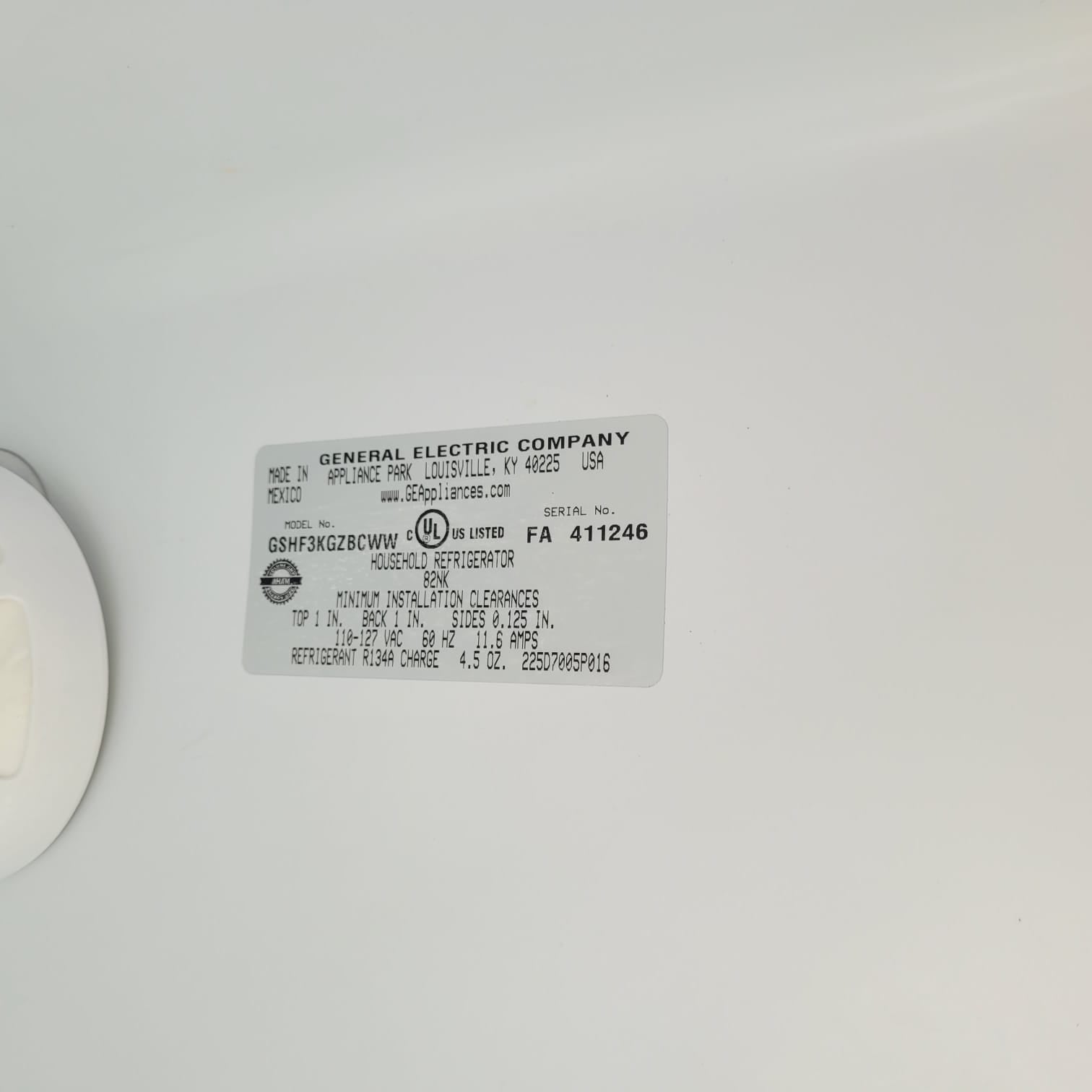 GE Side by Side Refrigerator GE Side by Side Refrigerator